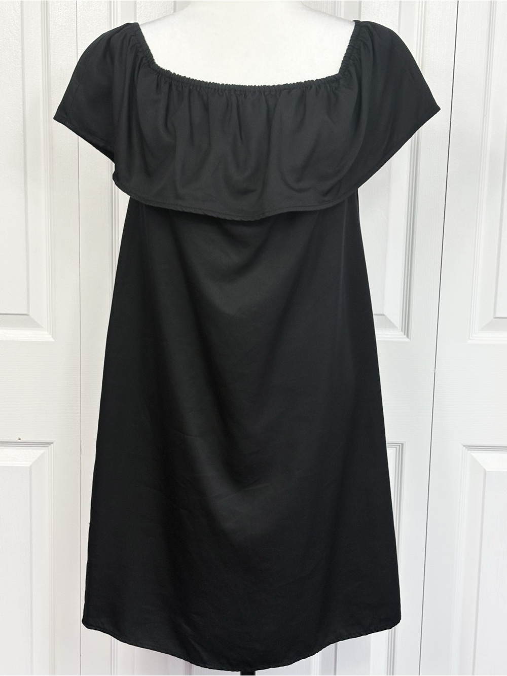 NWT Apt. 9 Black Flounce Ruffle Off the Shoulder Mini Shift Dress Large